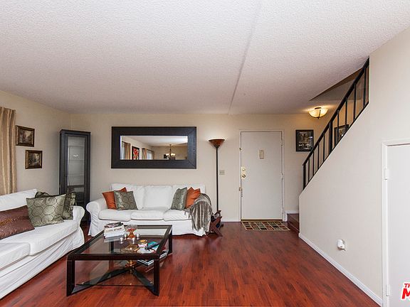 3rd image of 8516 Cadillac Ave #2