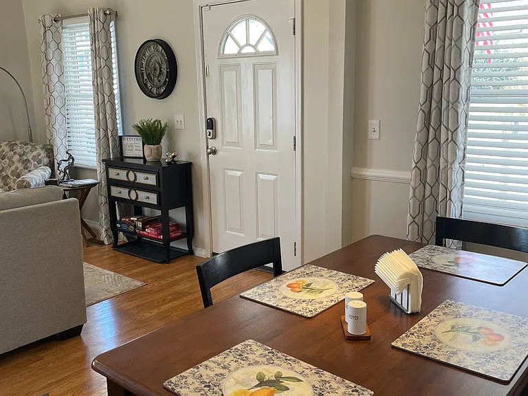 518 Oliver St — Photo 12