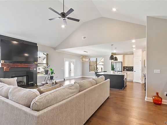 5th image of 9229 Havenridge Loop
