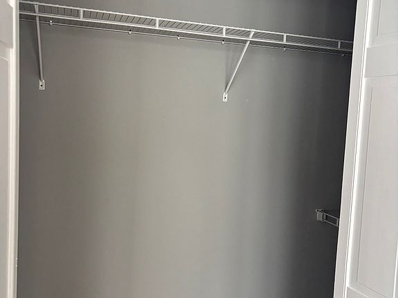 3rd image of 617 Prospect St