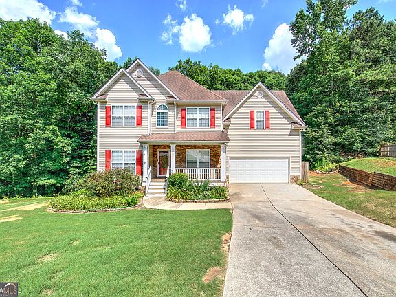 3rd image of 70 Creekside Way