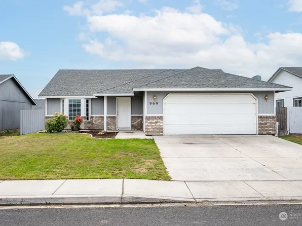 960 Gemstone St, Othello, WA 99344