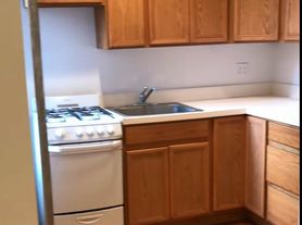 28 Marine Ave, Brooklyn, NY