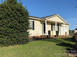 928 Lyndsey Brooke Ct, Lincolnton, NC 28092