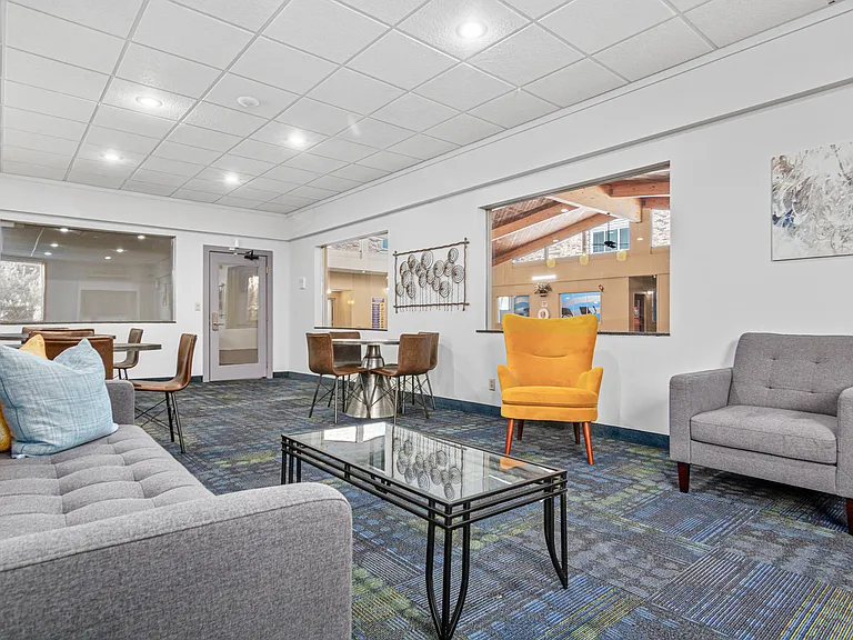 Plymouth Pointe — Photo 20