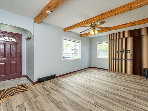3rd image of 602 N 3rd St
