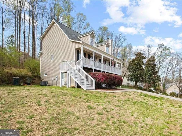 8835 Baycreek Ln, Gainesville, GA 30506