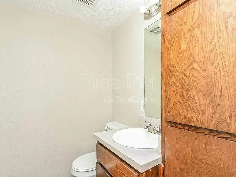 3807 Coates Cir #3805 — Photo 15
