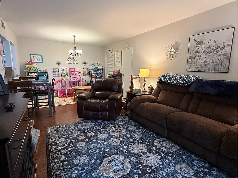 51 Santa Barbara Dr — Photo 5