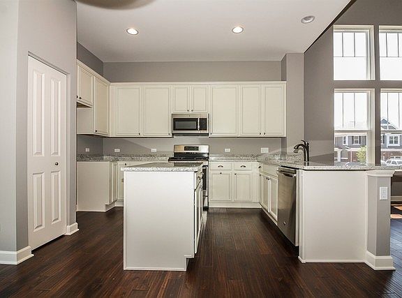 5th image of 3S691 Breme Dr E Lot 31.02