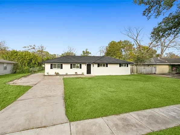 104 Brunswick Ct, New Orleans, LA 70131