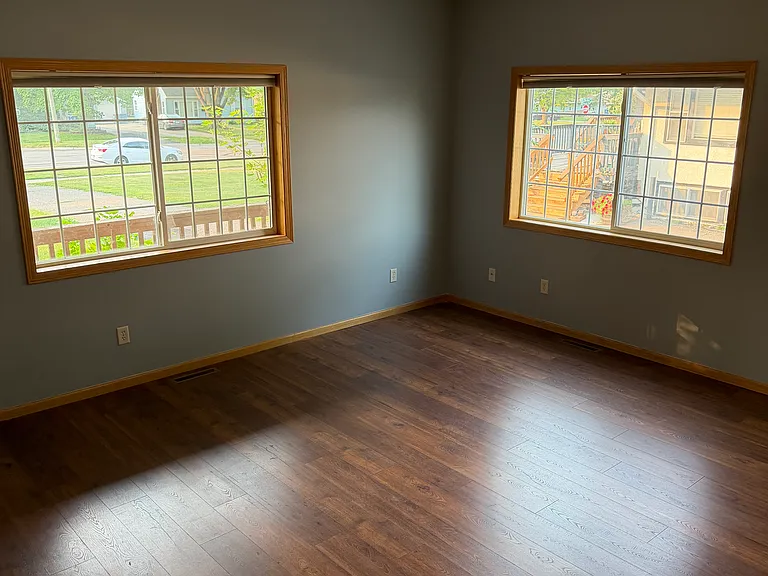 3906 Reservoir Blvd NE — Photo 6