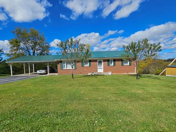 159 Hill St, Tazewell, VA 24651