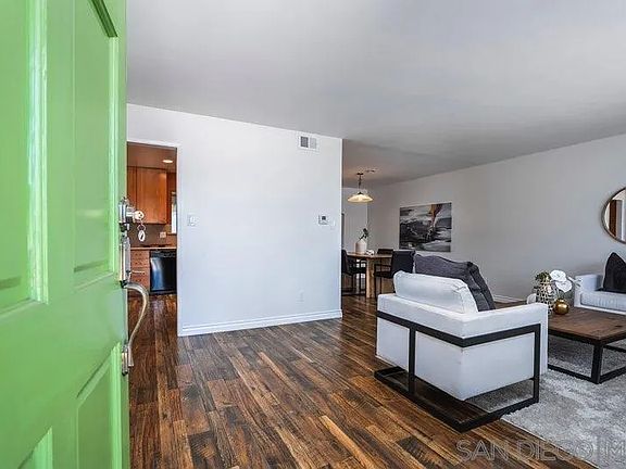 3rd image of 5237 Diane Ave