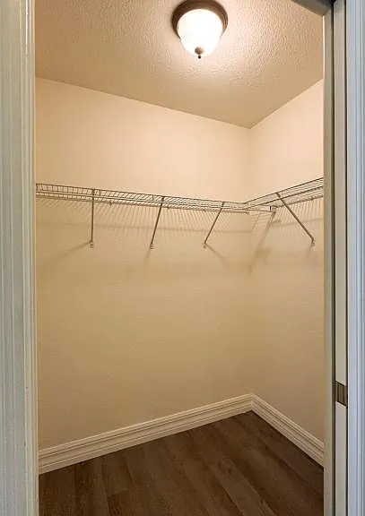 13280 Foresman Blvd — Photo 14