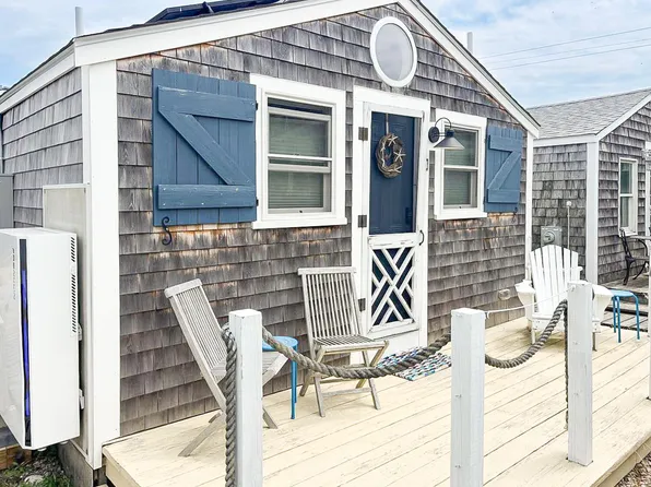 21 Dewey Ave Unit 4, Provincetown, MA 02657