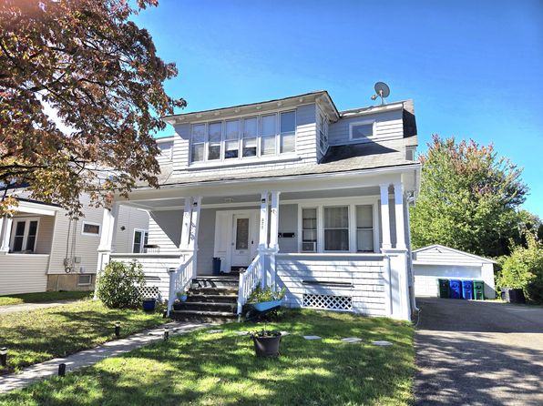 277 Johnson Ave FLOOR 2