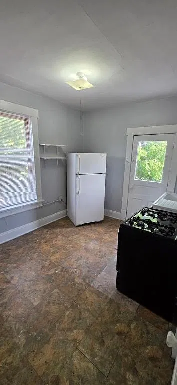 68 E Hudson St — Photo 4