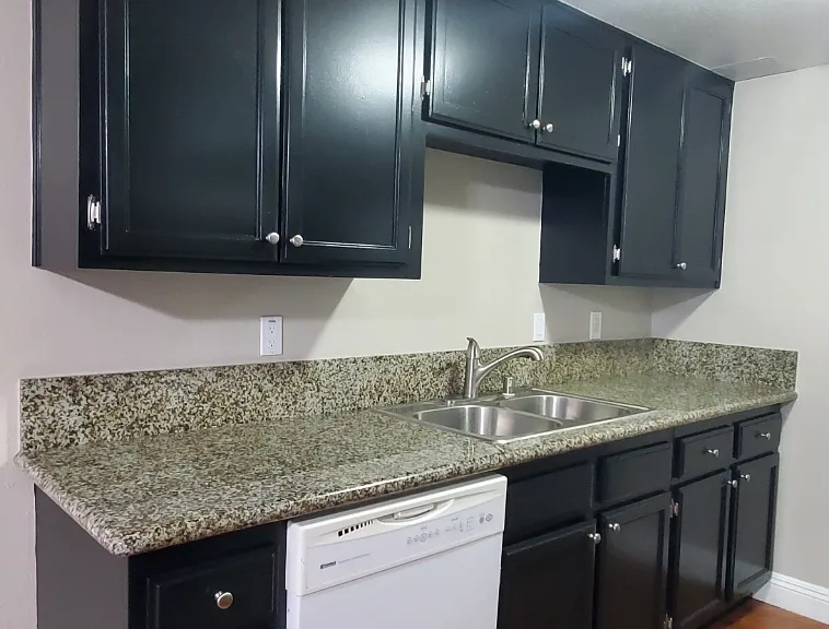Orangevale Plaza Townhomes — Photo 14