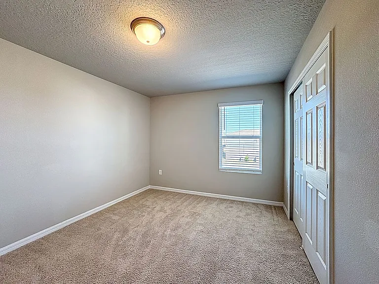 5251 Meredrew Ln — Photo 25