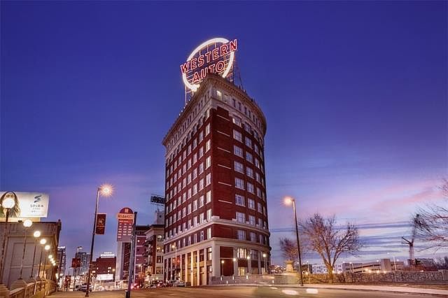 1st image of 2107 Grand Blvd APT 1003