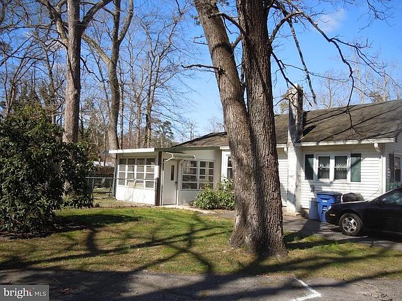 4th image of 48 Bishop St