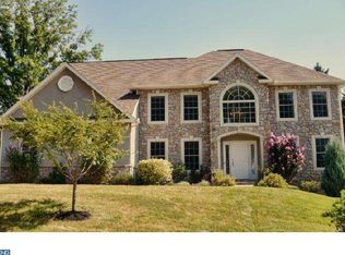 85 Fairwood Ave, Sinking Spring, PA 19608