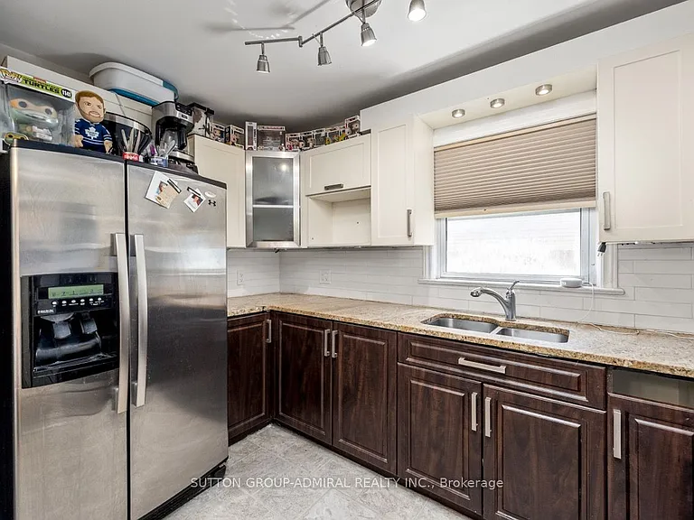 227 Regent St #6 — Photo 14
