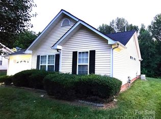 6119 Derek Christopher Ct, Charlotte, NC 28214