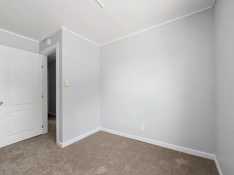 121 Cooper St — Photo 14