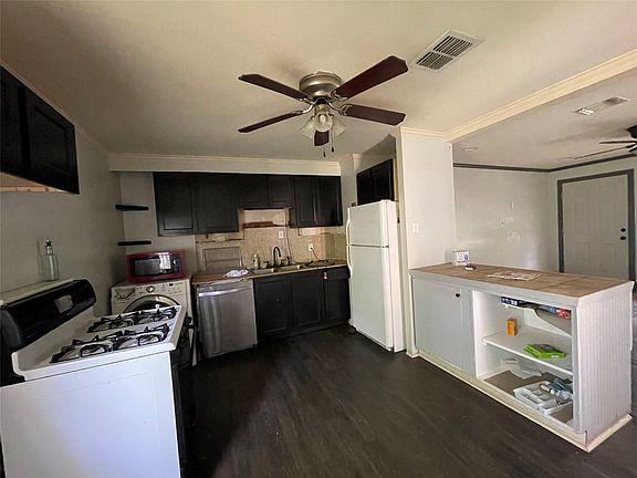 4th image of 2632 Lola Ln