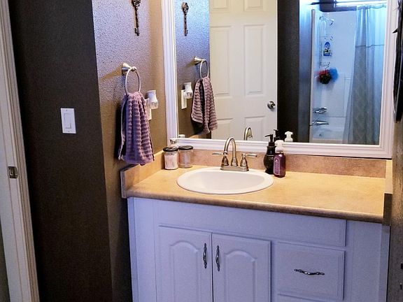 2nd image of 2068 E Harold Ave