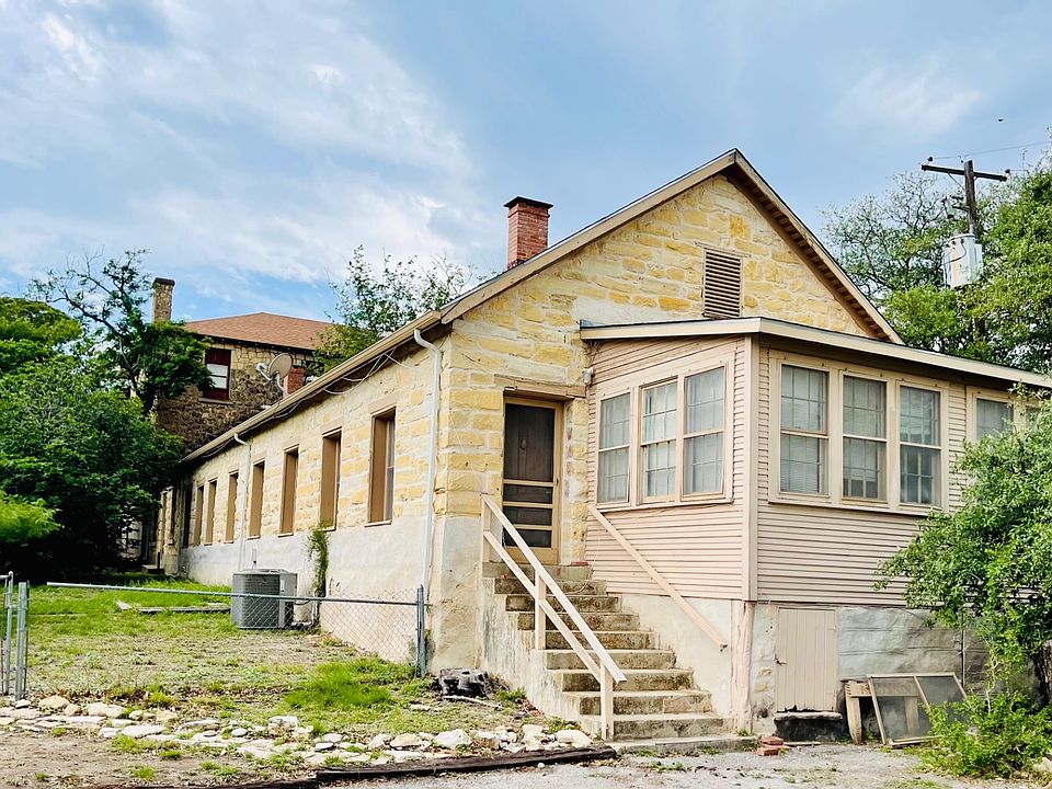 1st image of 34 Bullis St