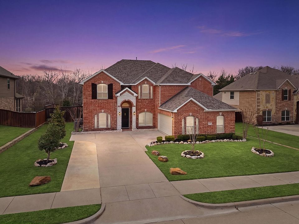 1st image of 747 Wildwood Ln
