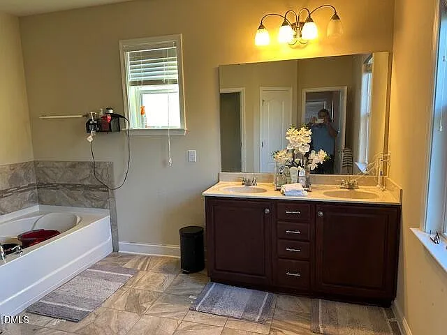 521 Pilot Hill Dr — Photo 16