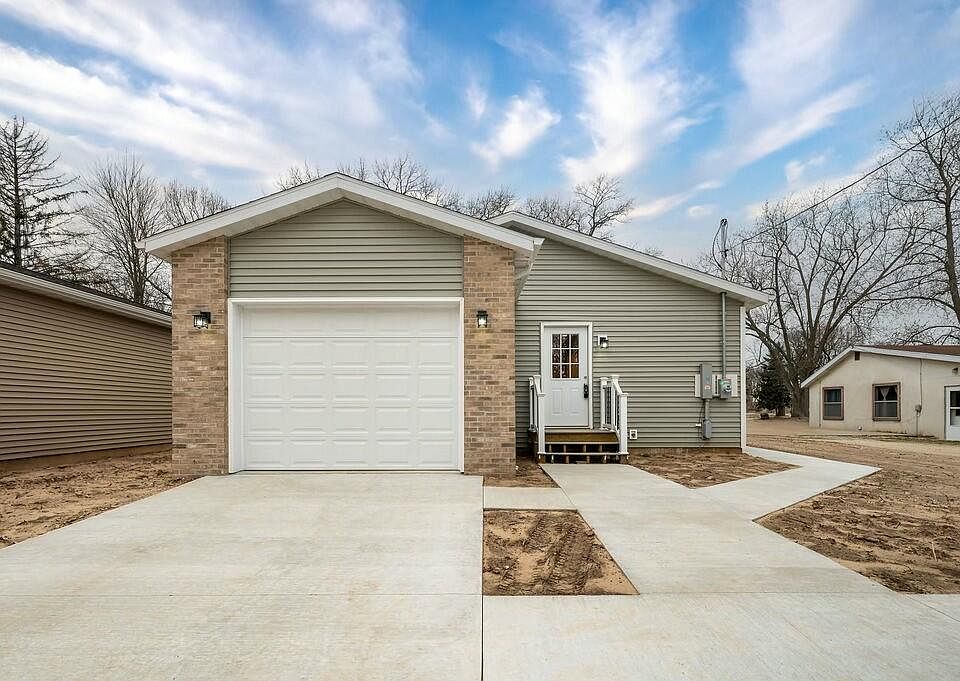 1st image of 308 Hillview Ave