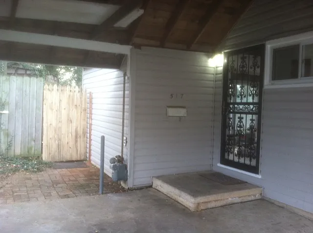 517 Calvin Ln — Photo 8