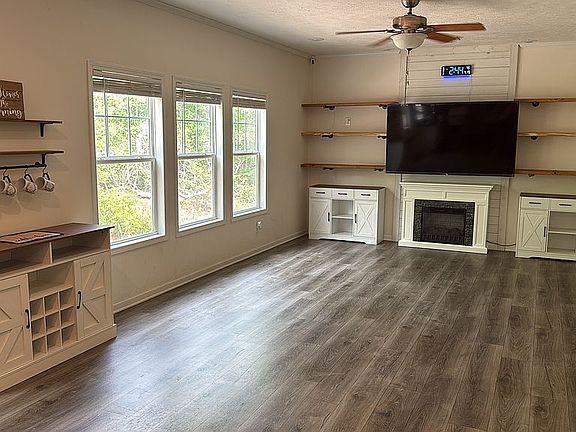 5th image of 333 Calmont Dr