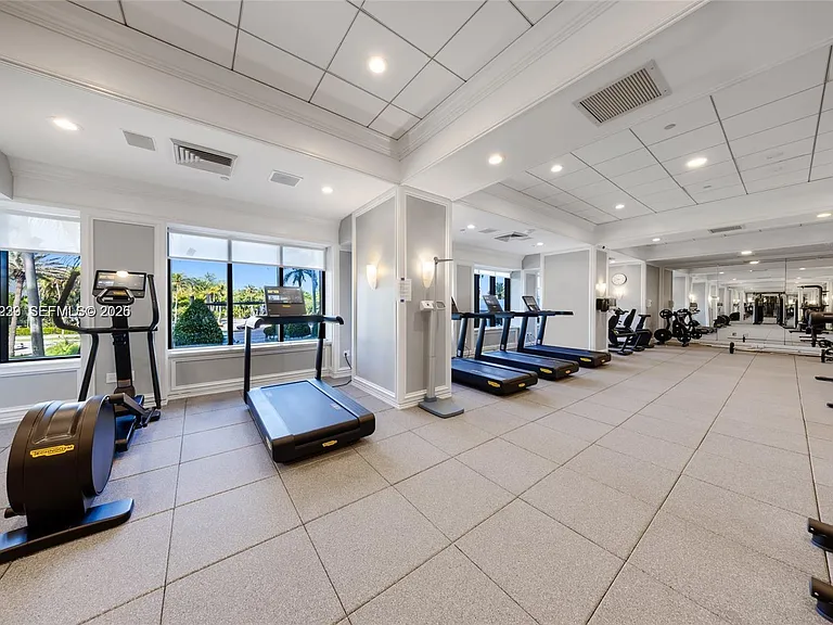 9801 Collins Ave #14D — Photo 6