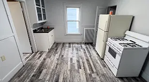 3 bed, 816 sqft, $1,200 — Photo 3