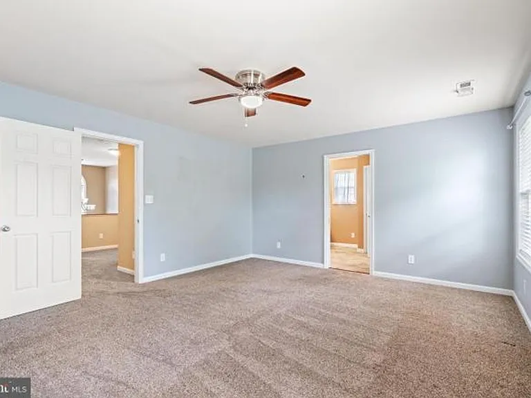 10 Sassafras Ln — Photo 8