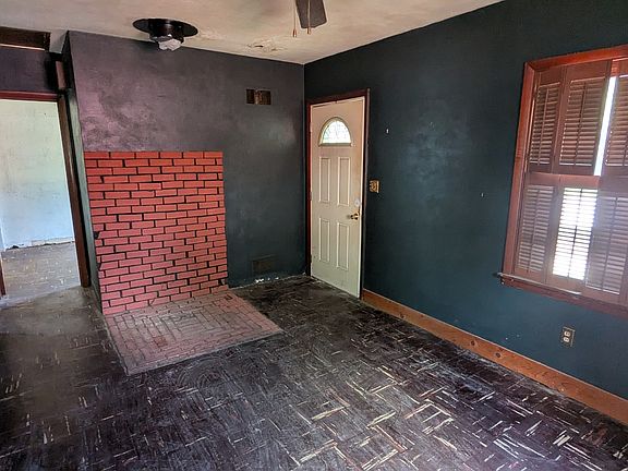 3rd image of 3607 Keota Ave