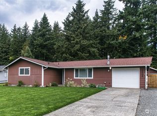 1462 Farm Dr, Ferndale, WA 98248