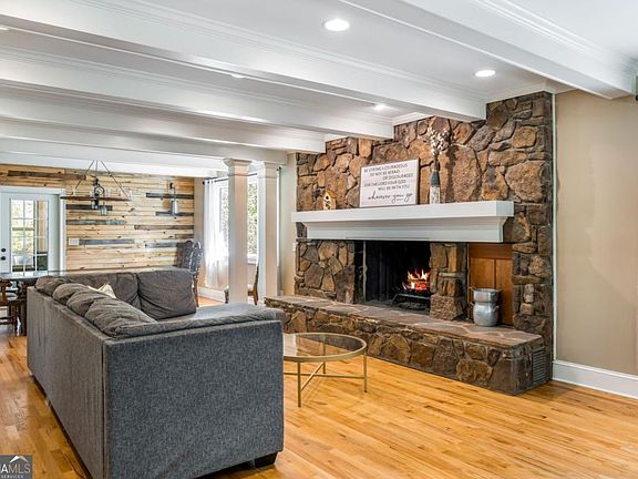 5th image of 1505 Old John Ward Rd SW