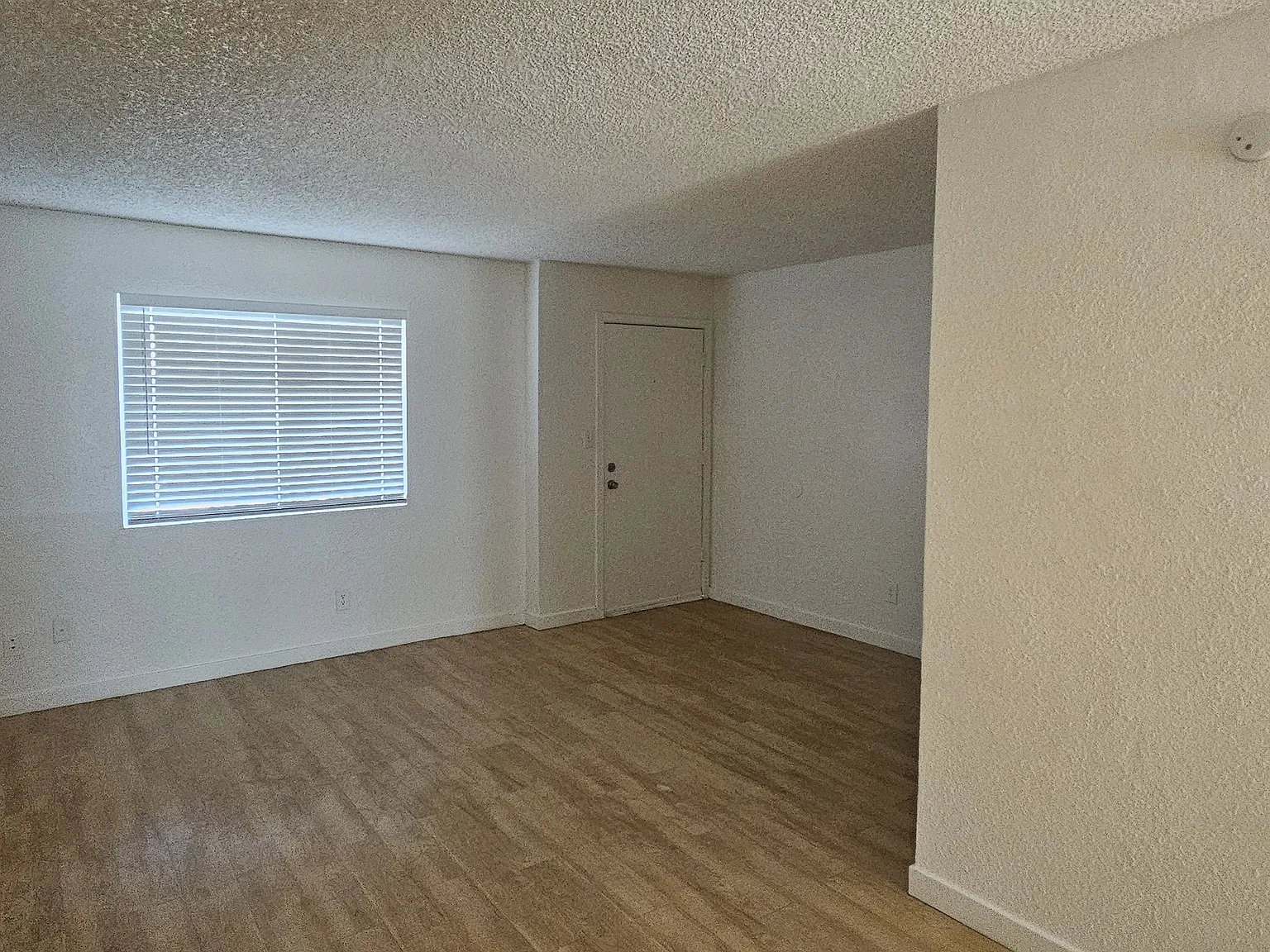 Georgia Villa Apartments — Photo 4