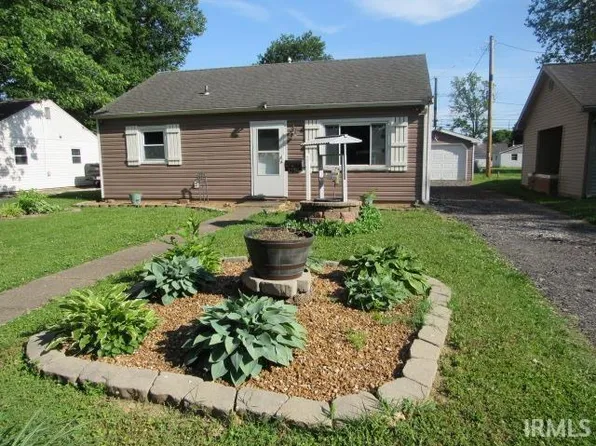 1208 E 3rd St, Mount Vernon, IN 47620