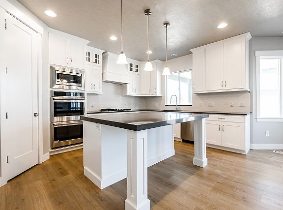 5th image of 9523 S Hunter Bend Ct W #2