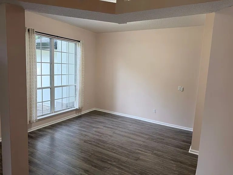 3515 Laurel Mill Dr — Photo 17