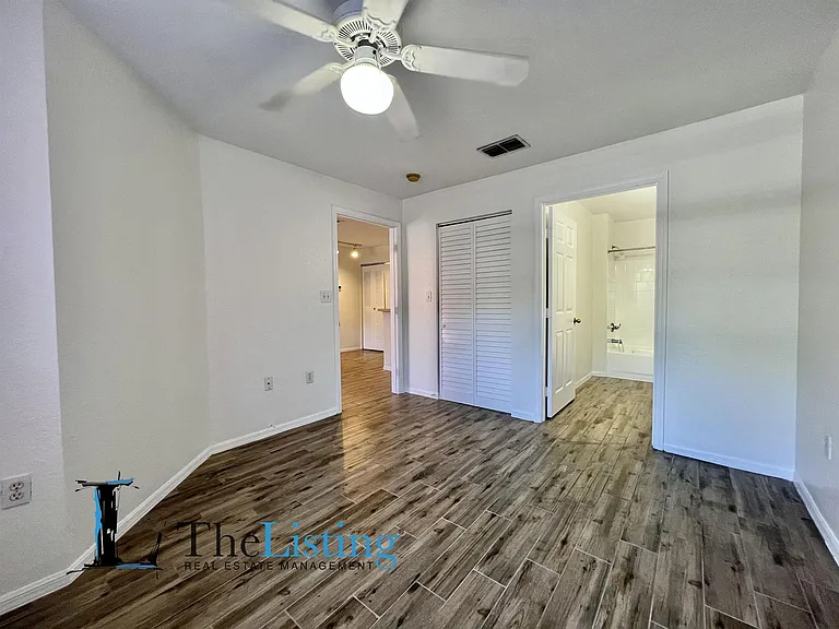 9126 Lake Chase Island Way — Photo 11