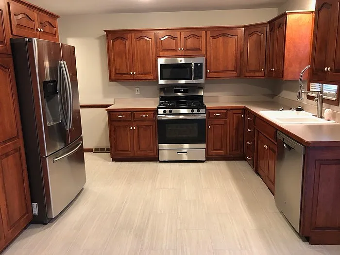 14006 Lisa Dr photo 1